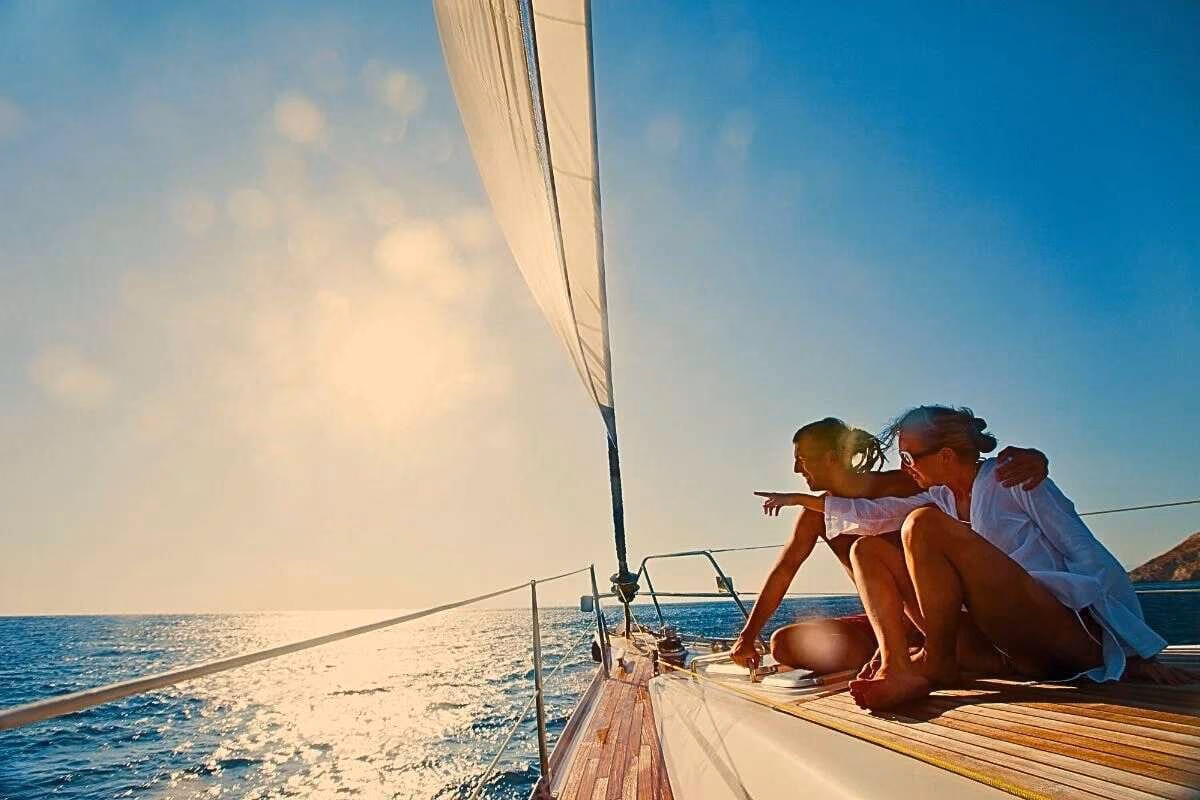 luxury saliling trip
