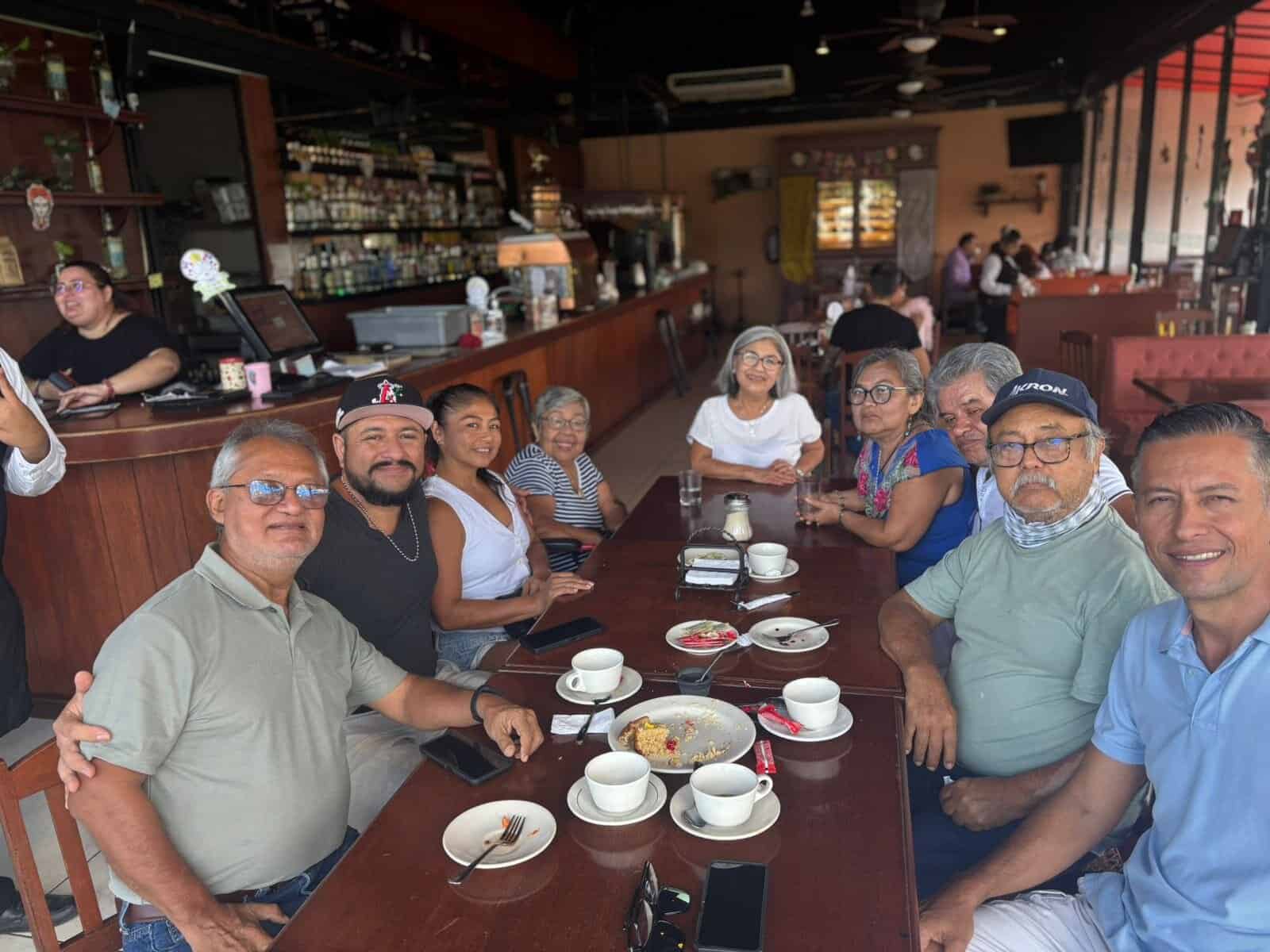 Family of Miguel Garcia founder of Rivera Tours Mexico